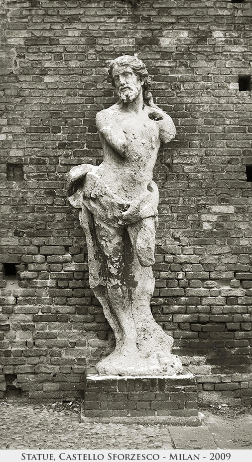 Statue, Castello Sforzesco